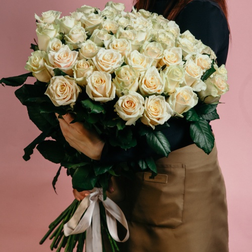 51 кремовая роза (Россия)