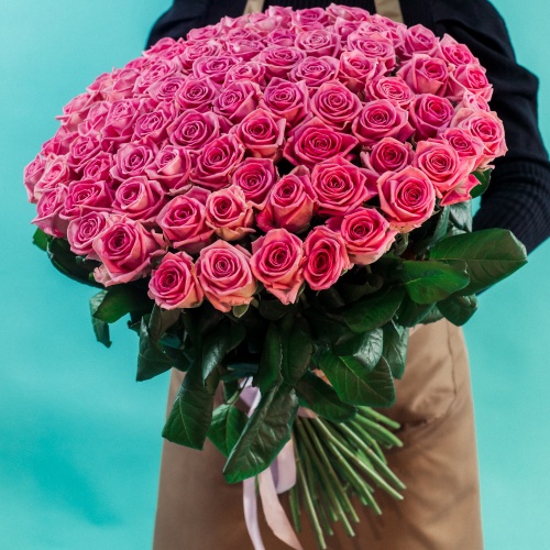 75 розовых роз (Россия)