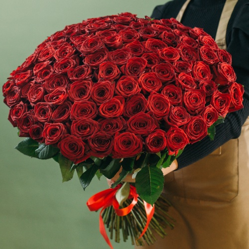 101 красная роза (Россия)