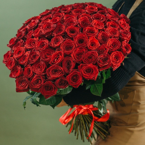 75 красных роз (Россия)
