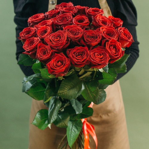 25 красных роз (Россия)