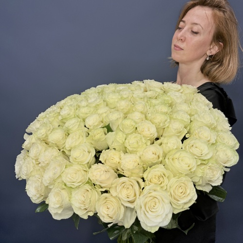 101 белая роза Мондиаль (Эквадор)