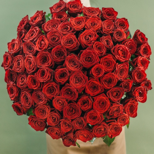 75 красных роз (Россия)