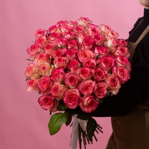 51 двухцветная роза (Россия)