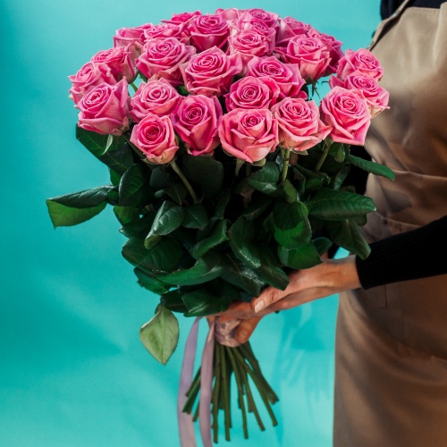 25 розовых роз (Россия)