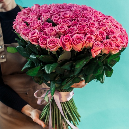 101 розовая роза (Россия)