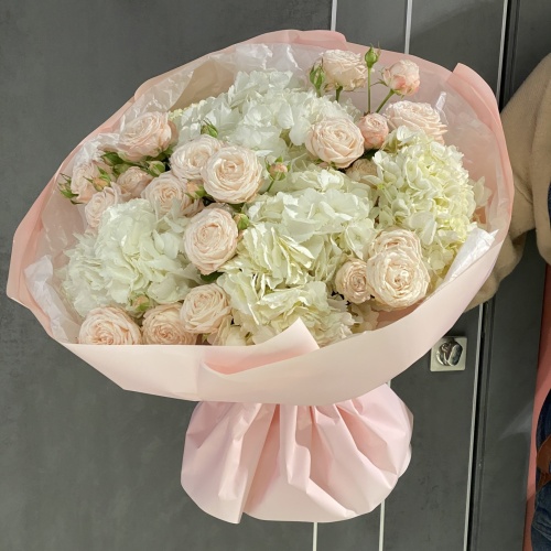 Букет из гортензий №759344